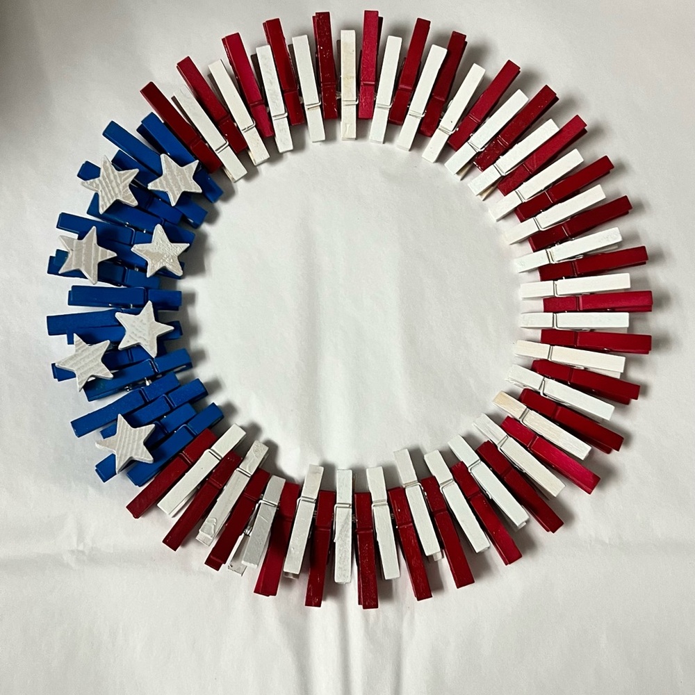 4th of July Cloth line wreath, red white and blue - Picture 1 of 5
